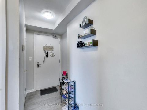 Photo 3 at 1012 - 3091 Dufferin Street, Glen Park, Toronto