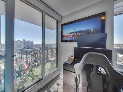 Photo 12 at 1012 - 3091 Dufferin Street, Glen Park, Toronto