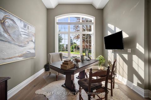 Photo 8 at 11 Compton Crescent, CFB, Toronto