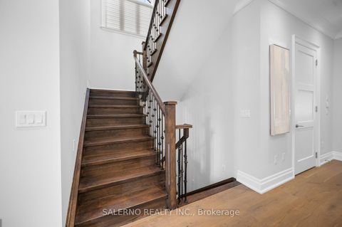 Photo 22 at 11 Compton Crescent, CFB, Toronto