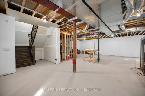 Photo 35 at 11 Compton Crescent, CFB, Toronto