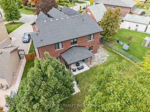 Photo 45 at 11 Compton Crescent, CFB, Toronto