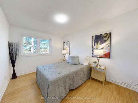 Photo 16 at 9 - 5021 Sheppard Avenue E, Malvern West, Toronto