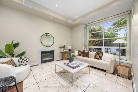 Photo 1 at 29B Beechwood Drive, Broadview North, Toronto