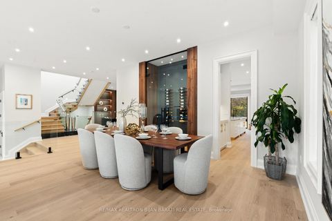 Photo 10 at 422 Hounslow Avenue, Willowdale West, Toronto