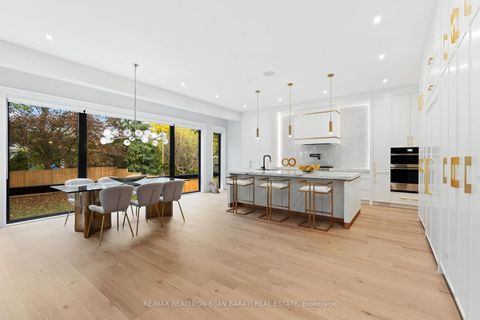 Photo 19 at 422 Hounslow Avenue, Willowdale West, Toronto