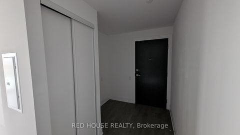 Photo 2 at 902 - 20 Brin Drive N, Humber Valley, Toronto