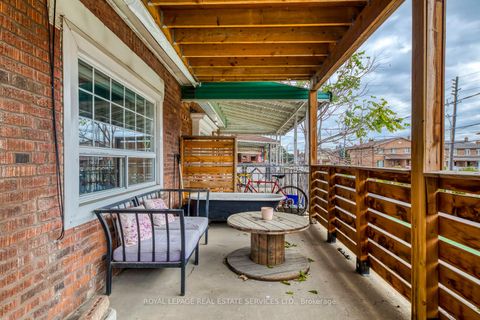 Photo 2 at 1516 Davenport Road, Davenport, Toronto