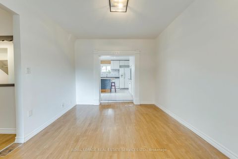 Photo 5 at 1516 Davenport Road, Davenport, Toronto