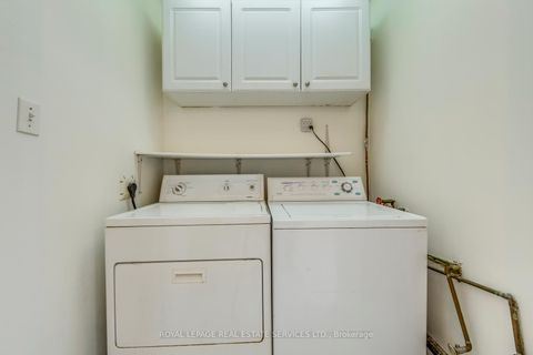 Photo 15 at 1516 Davenport Road, Davenport, Toronto