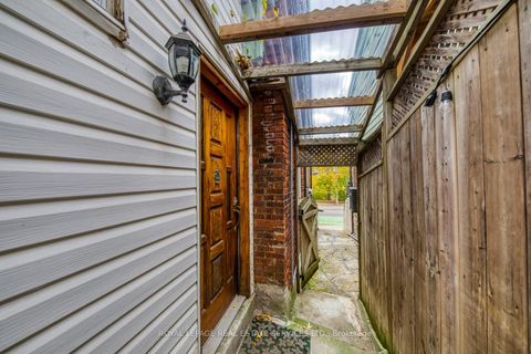 Photo 16 at 1516 Davenport Road, Davenport, Toronto