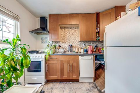 Photo 26 at 1516 Davenport Road, Davenport, Toronto