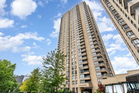 Photo 1 at 2004 - 3 Concorde Place, Don Mills, Toronto