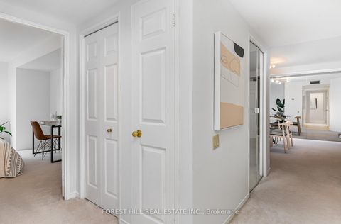 Photo 24 at 2004 - 3 Concorde Place, Don Mills, Toronto