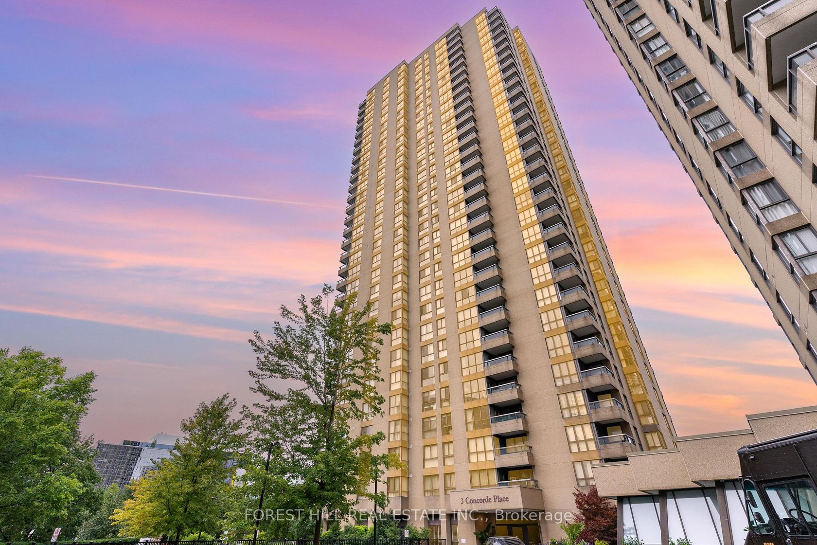 2004 - 3 Concorde Place, Don Mills, Toronto 