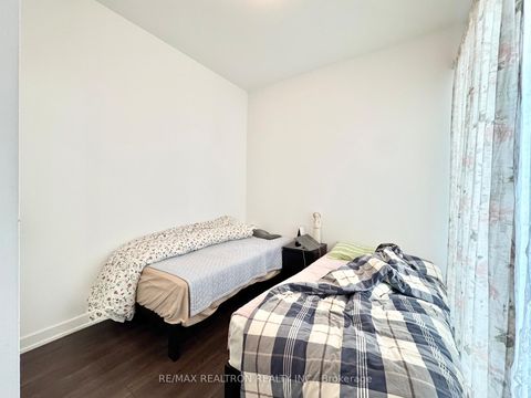 Photo 11 at 614 - 10 Park Lawn Road, Mimico, Toronto