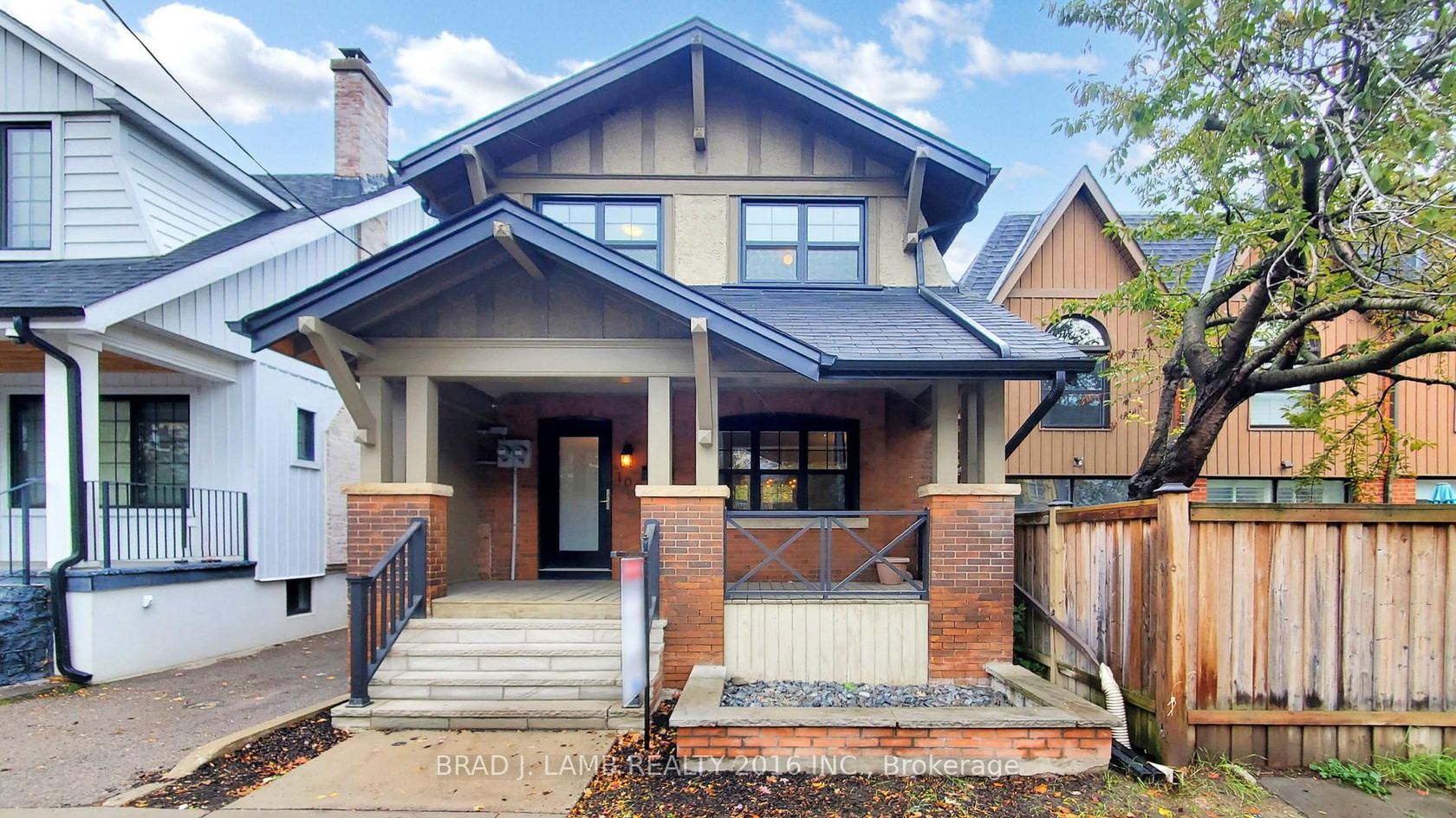 107 Woodbine Avenue, The Beaches, Toronto by Loree Meneguzzi Real Estate 107 Woodbine Avenue, The Beaches, Toronto