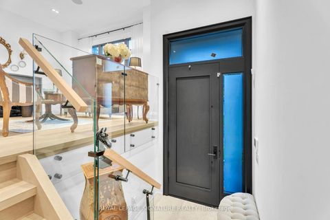 Photo 1 at 171 Elmwood Avenue, Willowdale East, Toronto