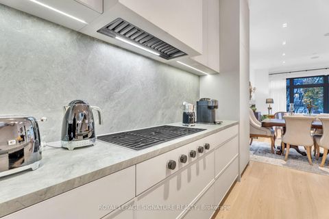 Photo 10 at 171 Elmwood Avenue, Willowdale East, Toronto