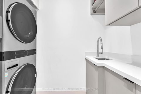 Photo 32 at 171 Elmwood Avenue, Willowdale East, Toronto