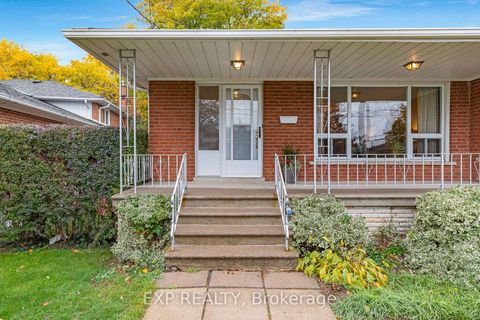 Photo 1 at 28 Aviemore Drive, Humber Summit, Toronto