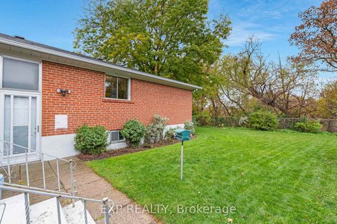 Photo 38 at 28 Aviemore Drive, Humber Summit, Toronto