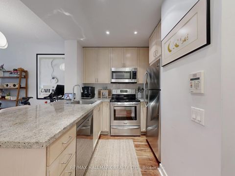 Photo 10 at 1403 - 85 Bloor Street E, Yonge Corridor, Toronto