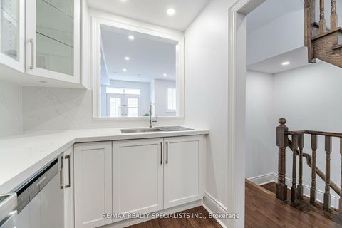 Photo 7 at 8C Clairtrell Road, Willowdale East, Toronto