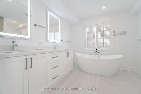 Photo 18 at 8C Clairtrell Road, Willowdale East, Toronto