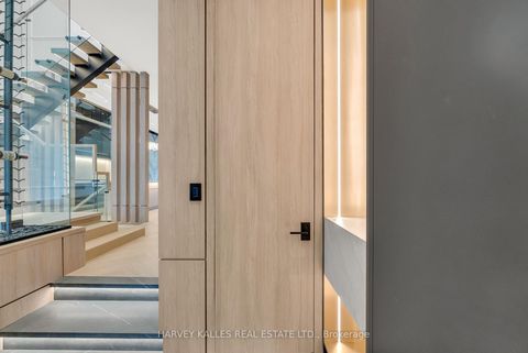 Photo 4 at 19 Ridley Boulevard, Lawrence Park North, Toronto