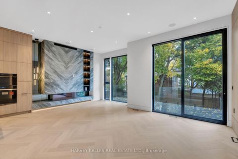 Photo 13 at 19 Ridley Boulevard, Lawrence Park North, Toronto