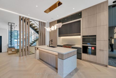 Photo 18 at 19 Ridley Boulevard, Lawrence Park North, Toronto