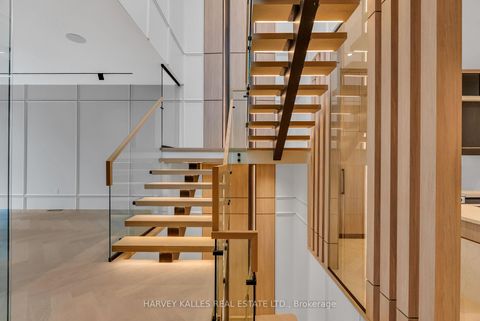 Photo 24 at 19 Ridley Boulevard, Lawrence Park North, Toronto