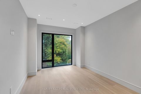 Photo 26 at 19 Ridley Boulevard, Lawrence Park North, Toronto