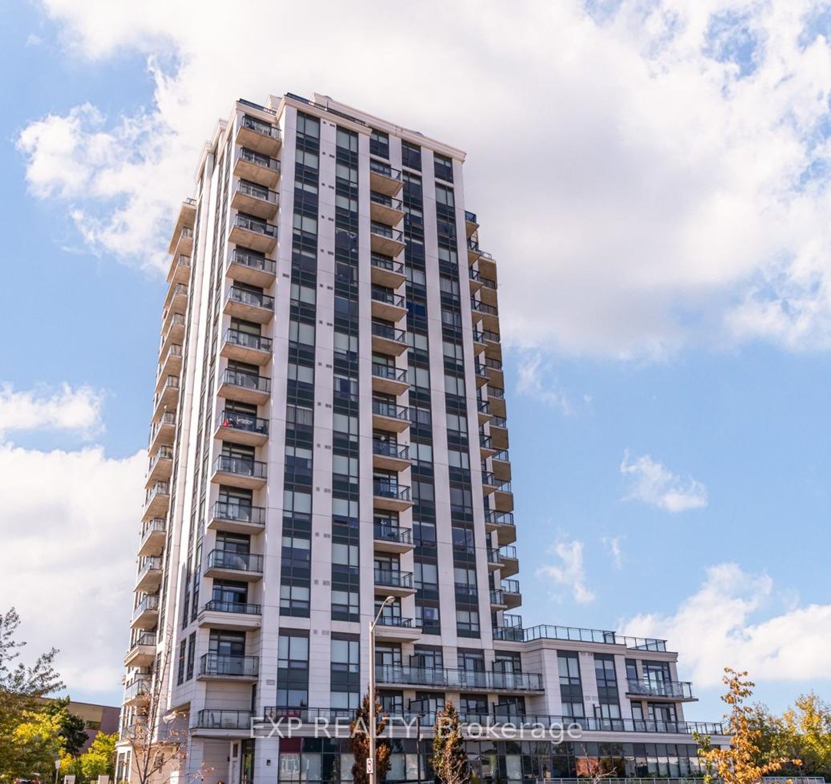 1609 - 840 Queens Plate Drive, Clairville, Toronto by Loree Meneguzzi Real Estate 1609 - 840 Queens Plate Drive, Clairville, Toronto