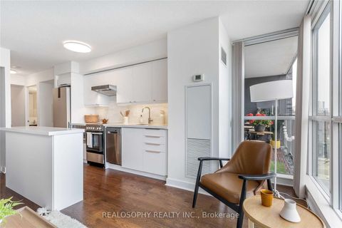 Photo 7 at 516 - 320 Richmond St E Street, Moss Park, Toronto