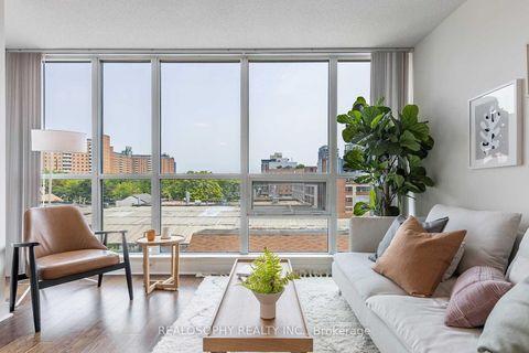 Photo 10 at 516 - 320 Richmond St E Street, Moss Park, Toronto