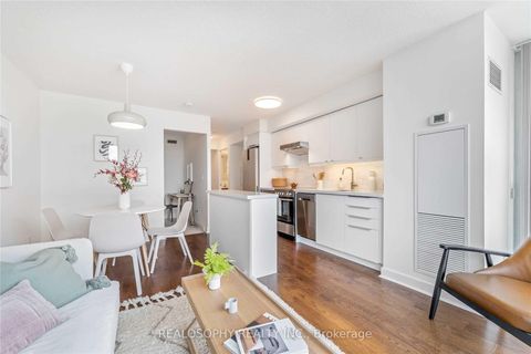 Photo 12 at 516 - 320 Richmond St E Street, Moss Park, Toronto