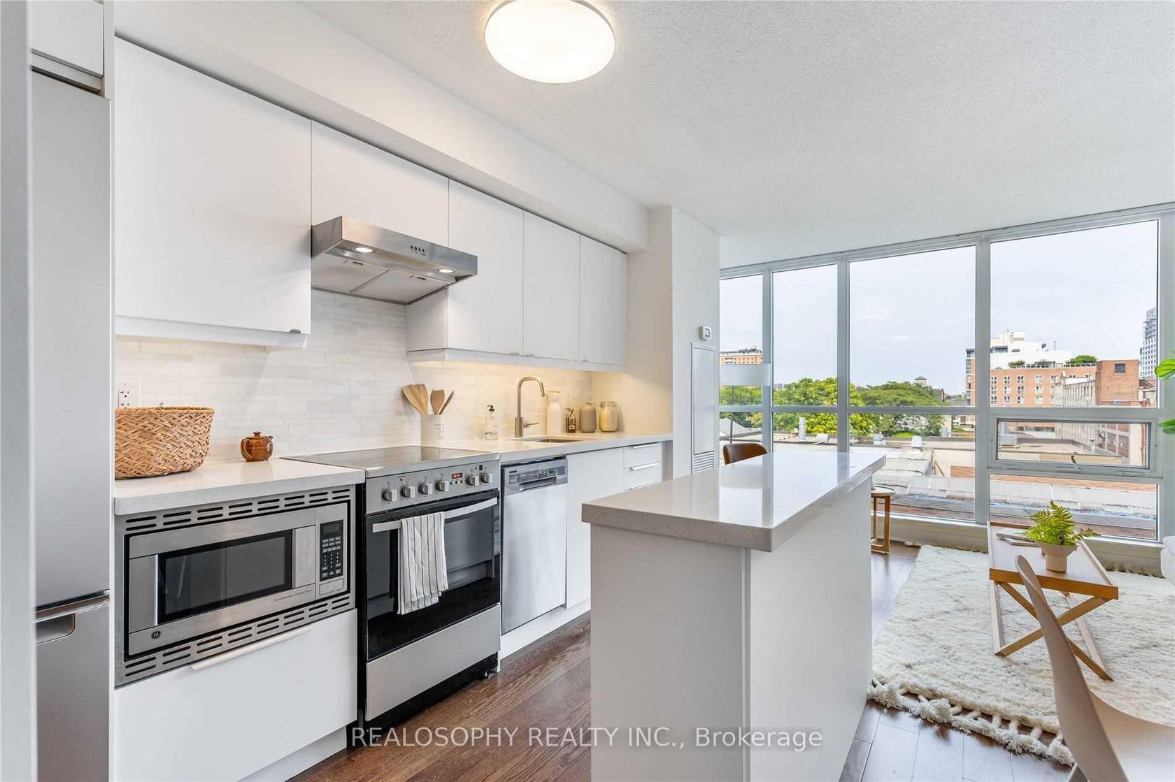 516 - 320 Richmond St E Street, Moss Park, Toronto 