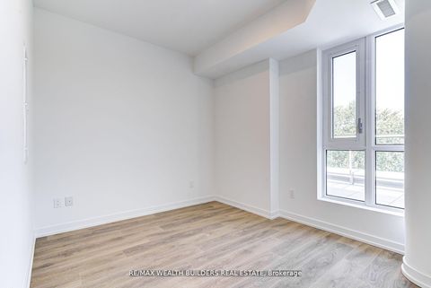 Photo 13 at 627 - 150 Logan Avenue, South Riverdale, Toronto