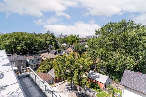 Photo 16 at 627 - 150 Logan Avenue, South Riverdale, Toronto