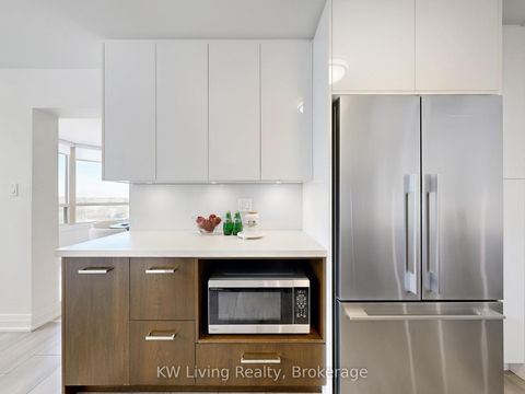 Photo 3 at 1104 - 30 Greenfield Avenue, Willowdale East, Toronto