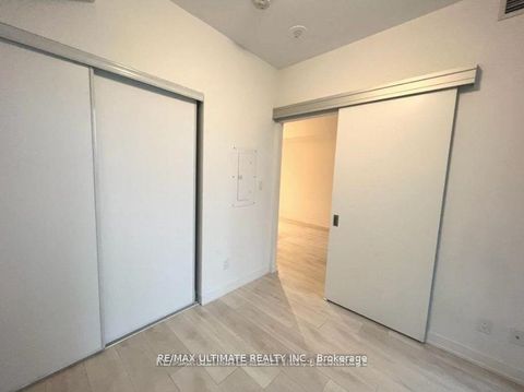 Photo 11 at 1905 - 30 Ordnance Street, Niagara, Toronto