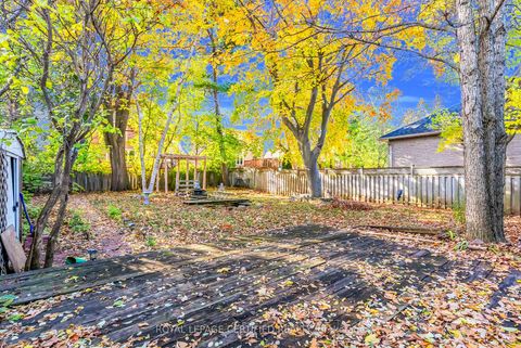 Photo 14 at 125 Steeles Avenue E, Newtonbrook East, Toronto