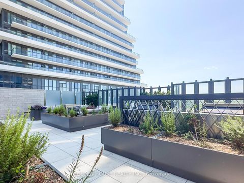 Photo 9 at 1003 - 30 Inn On the Park Drive, Don Mills, Toronto