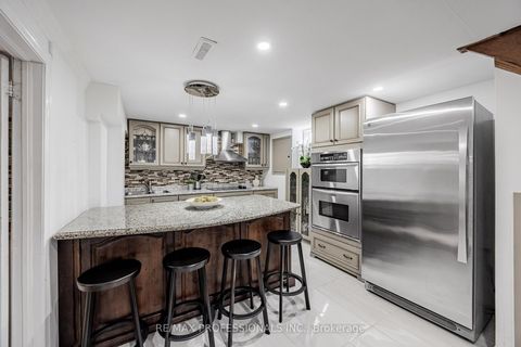 Photo 17 at 108 Avening Drive, Clairville, Toronto