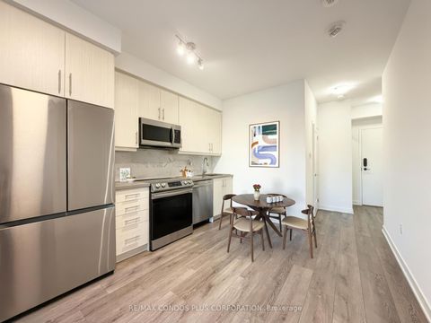 Photo 3 at 712 - 95 Oneida Crescent, Langstaff, Richmond Hill