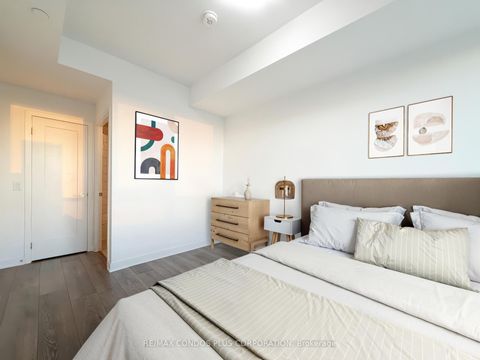 Photo 6 at 712 - 95 Oneida Crescent, Langstaff, Richmond Hill