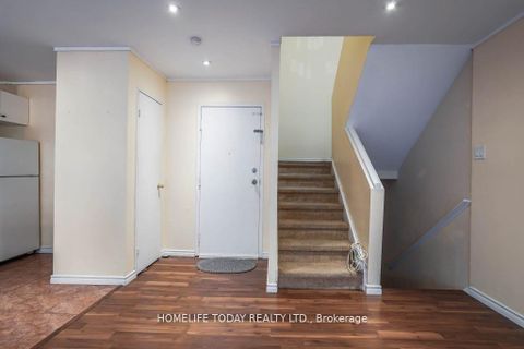 Photo 10 at 204 - 4060 Lawrence Avenue E, West Hill, Toronto