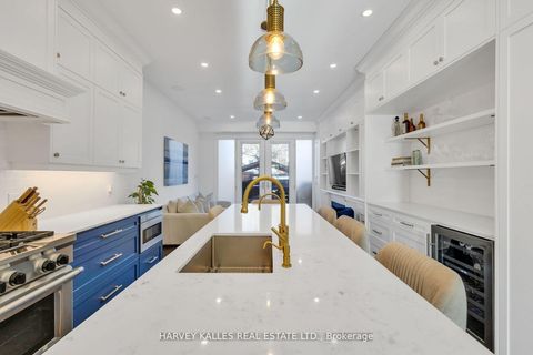 Photo 13 at 257 Borden Street, University, Toronto